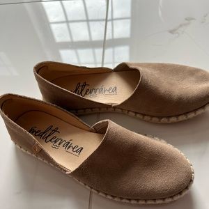 Step in style with these summer shoes!